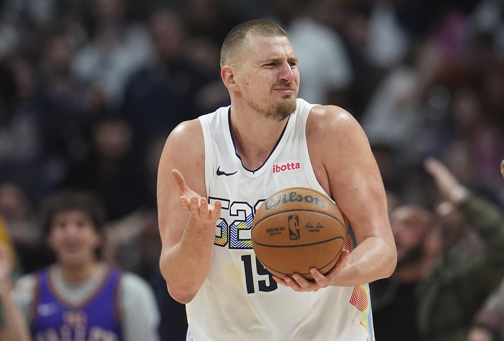 約基奇首節25分創五號位球員在NBA史上的首節得分紀錄